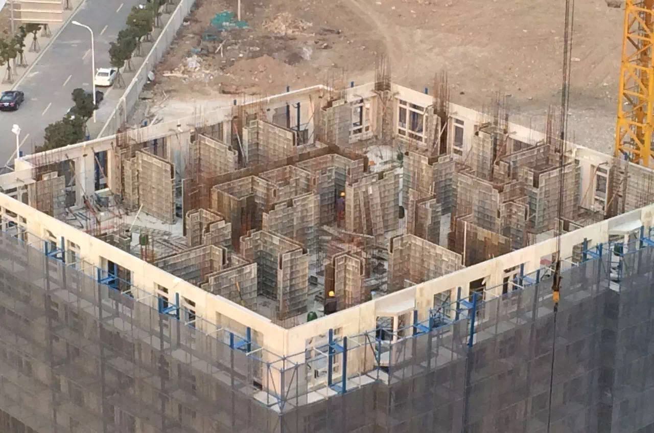 PC��ϵ��ģ����Ӧ��