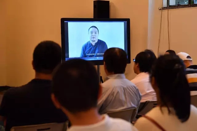 �Ϻ��Ķ�������������ر����޽�