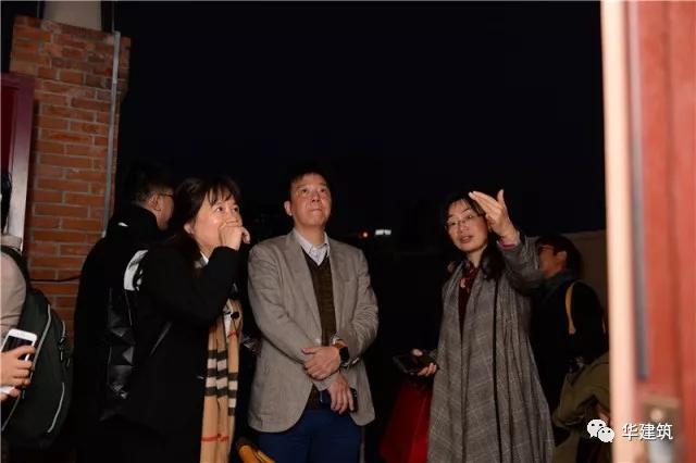 ���Ը����Ϻ�ʯ�����޽�������