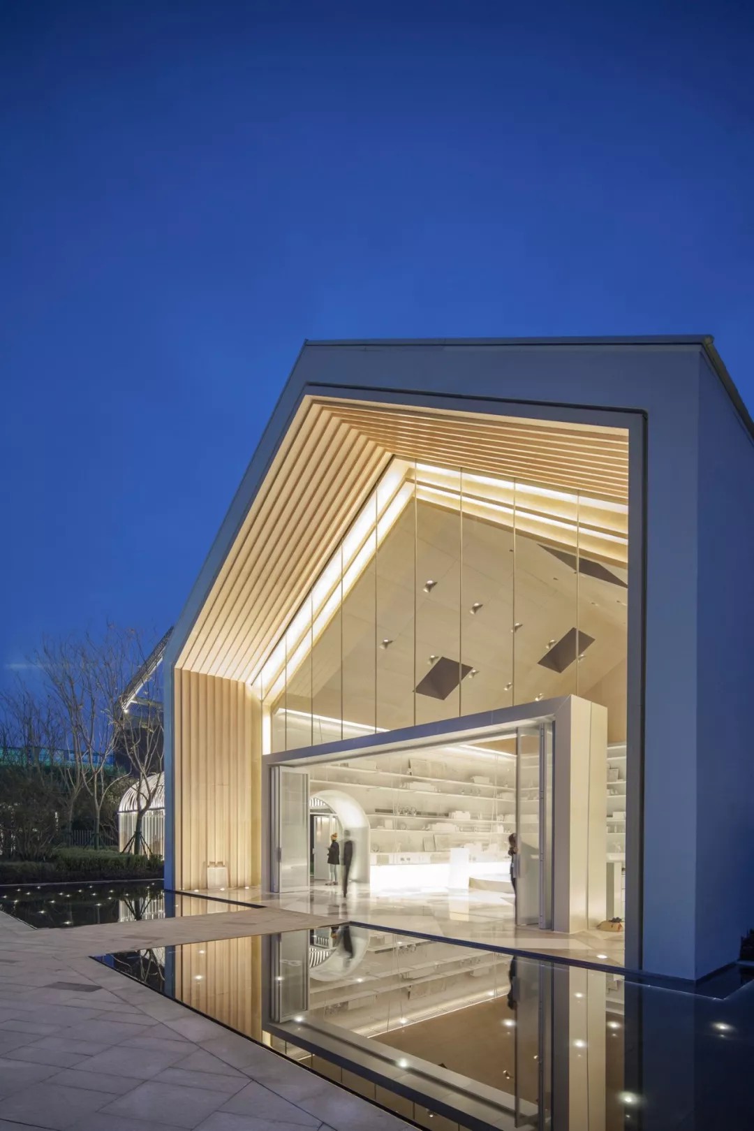 Ê÷Ä£Çø½Ó´ý´óÌü / Ó×¶ùÔ°ÒôÌå¿ÎÌÃͨ͸³¨ÁÁ