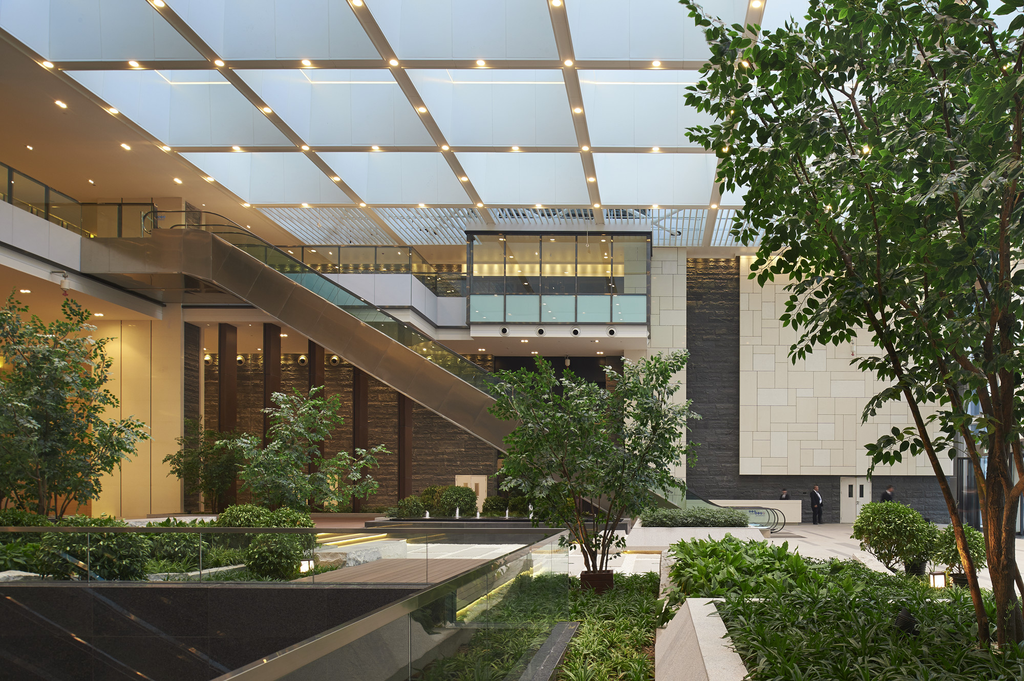 Ìì½ò½ðÈÚ½ÖÈÚ»ã¹ã³¡